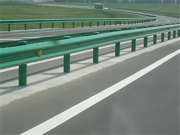 镇江高速护栏板守护安全广泛应用于多个行业
