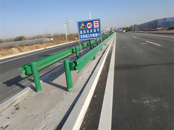 镇江公路护栏守护安全横跨多个行业的应用